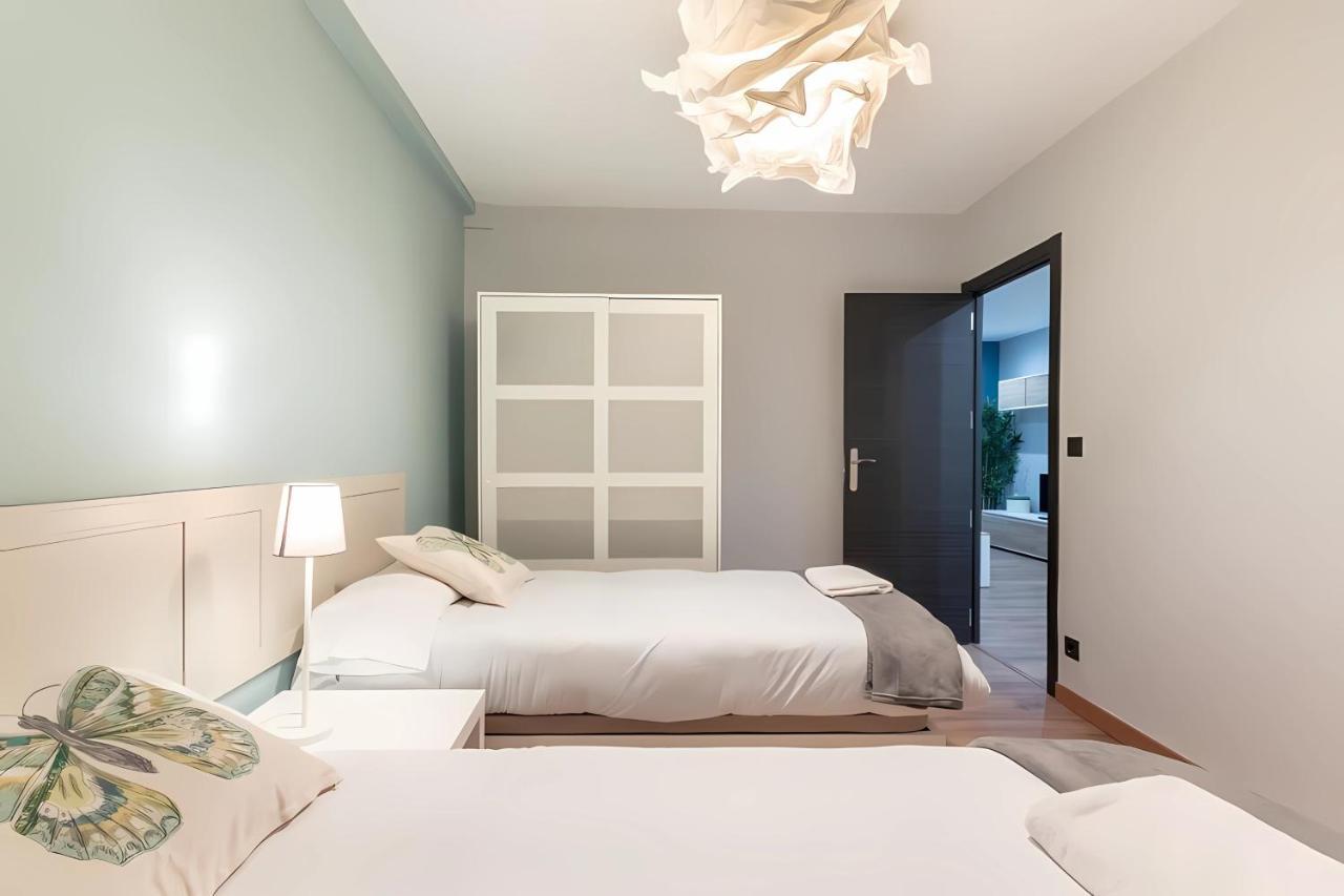 Bilbao Urban City Apartment Exterior photo