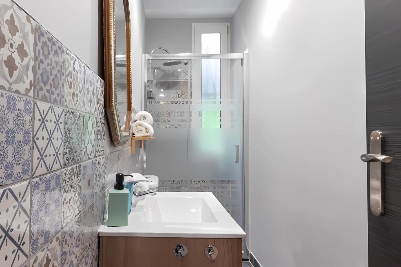 Bilbao Urban City Apartment Exterior photo